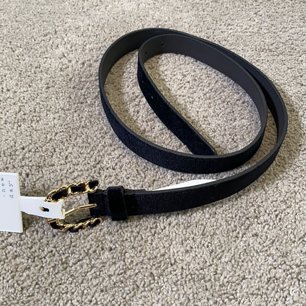 Women’s Black Velvet Belt with Gold Buckle Size XL NWT